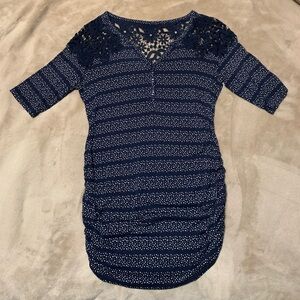Women’s Lace Top